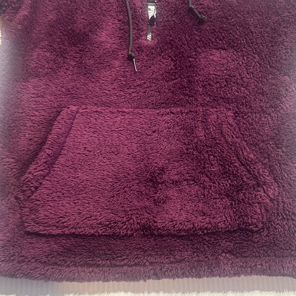 PINK Victorias Secret Plush Burgundy quarter zip Hoodie w kangaroo pocket & hood - Picture 7 of 9